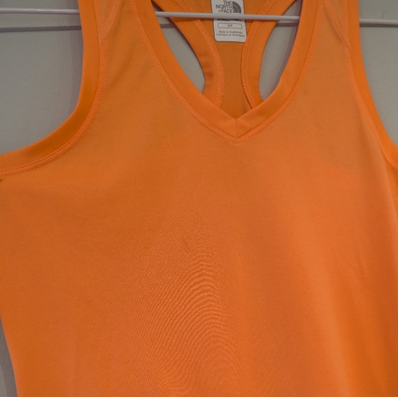 The North Face Vapor Wick Racerback Tank Top Women's Small Neon Orange FLAWS 98 - Picture 2 of 12